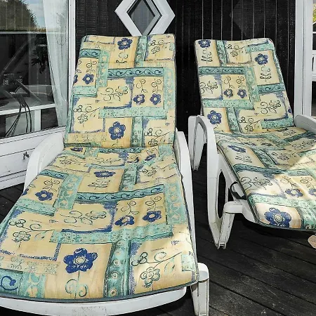 Two-bedroom Holiday In 3 *