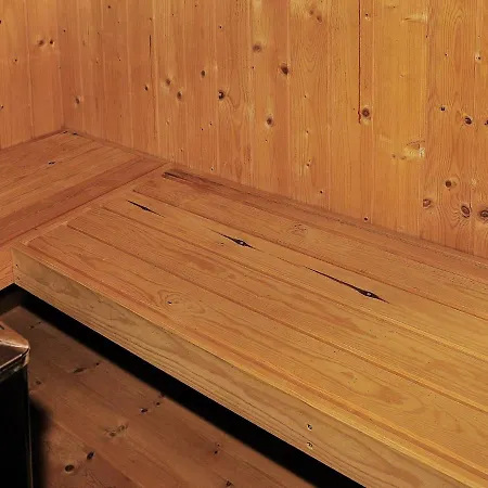 Two-bedroom Holiday In 3